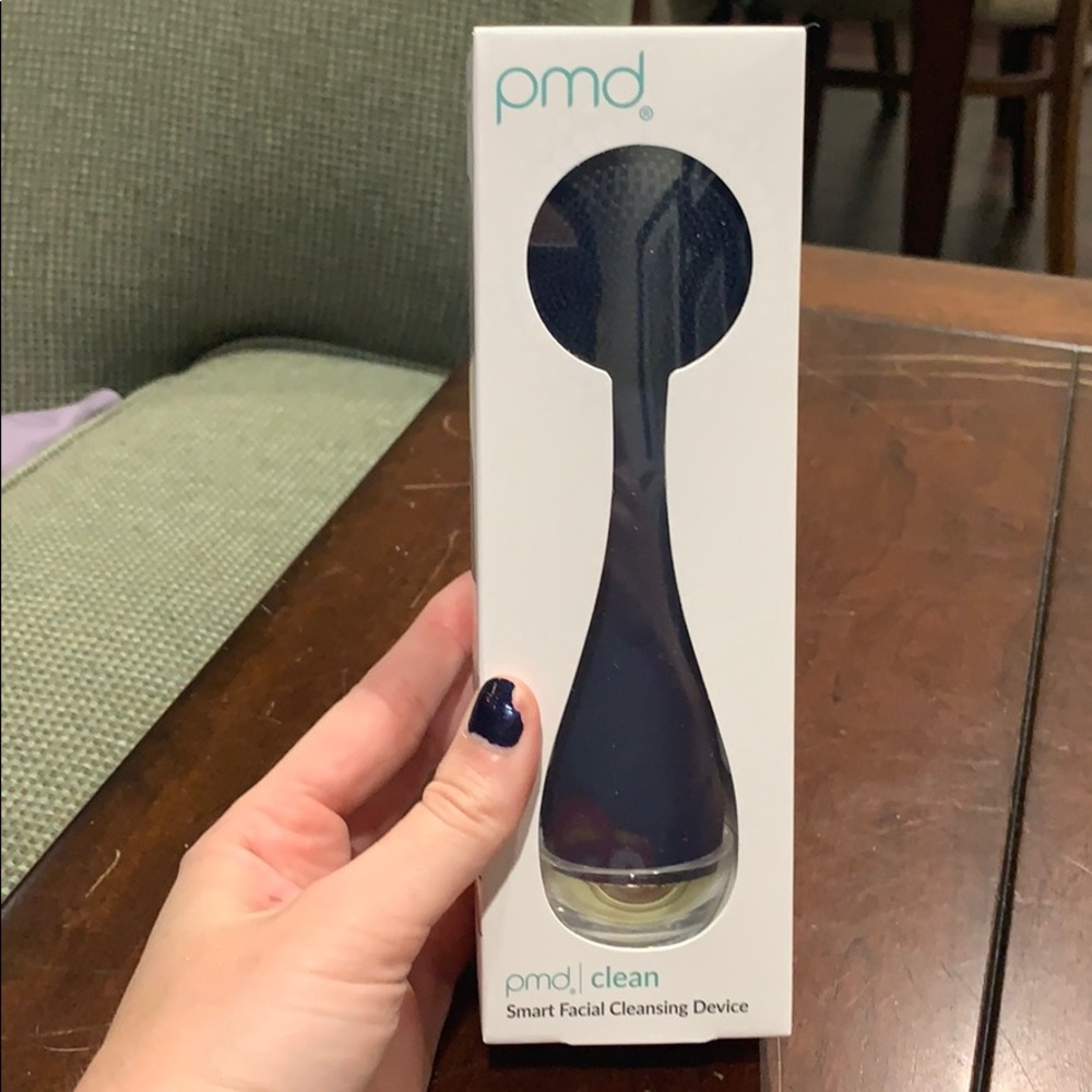 PMD Smart Facial Cleansing Device (new)
